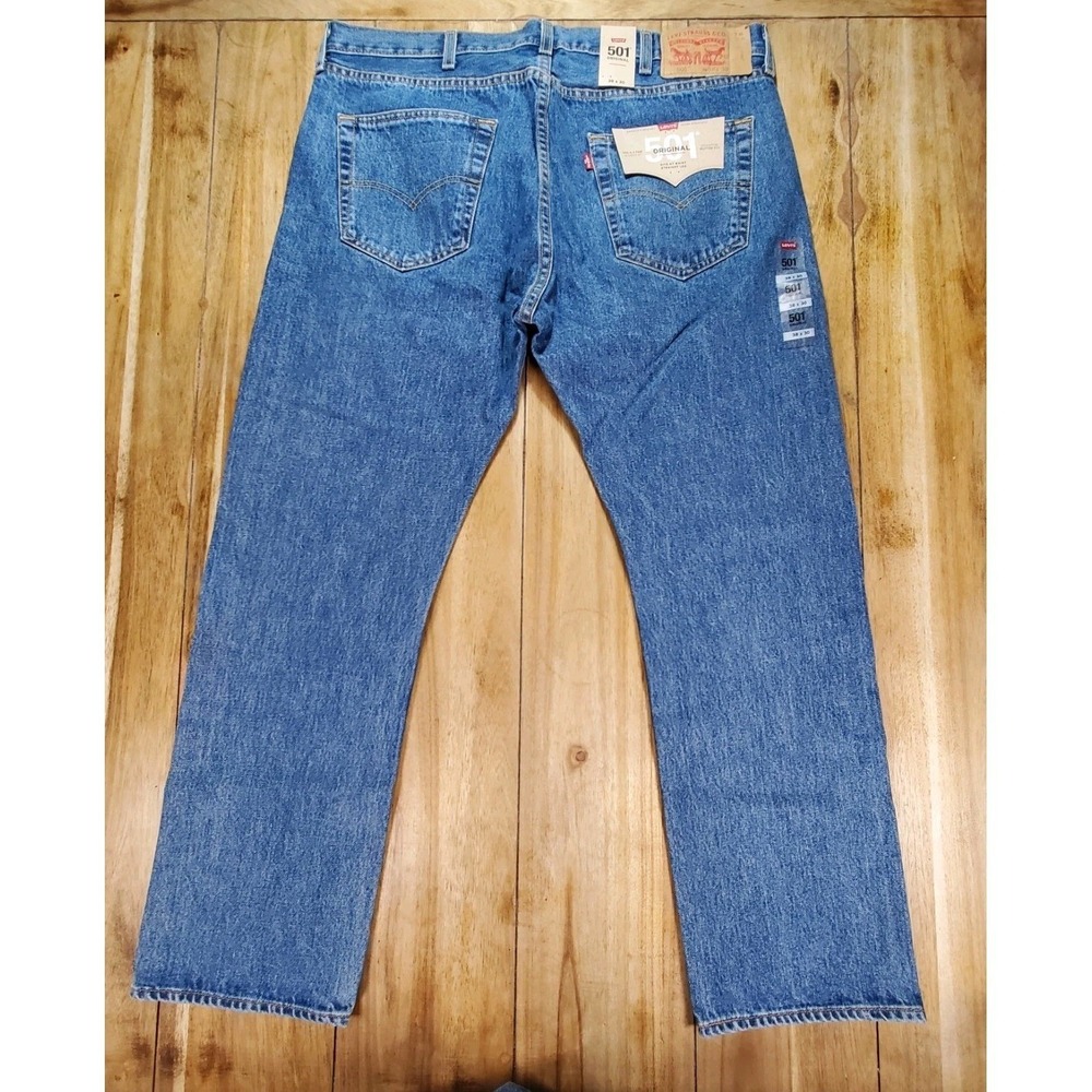 New Levi's 501 Original Fit Jeans Men 38x30 Blue Medium Wash Button Fly - Picture 3 of 9